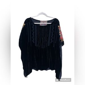 Johnny Was JW Los Angeles Velour Tunic Shirt Size Small